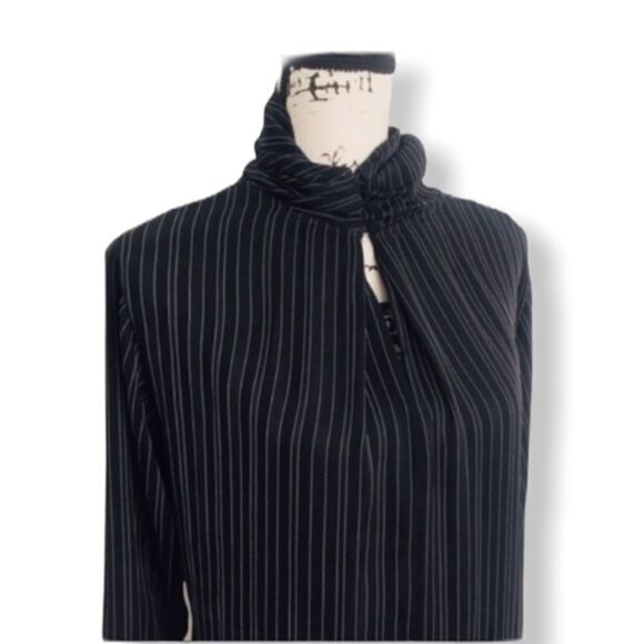 Steve & Barry’s Vintage High Collar Striped Blouse Black White Size 8 Retro - Picture 2 of 3